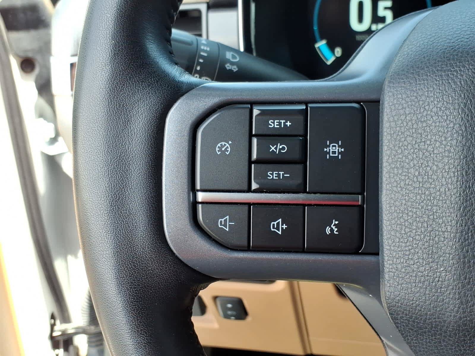 Used 2023 Ford F150 Lariat AWD/4WD image 39