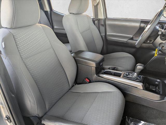 Used 2020 Toyota Tacoma SR5 RWD image 18