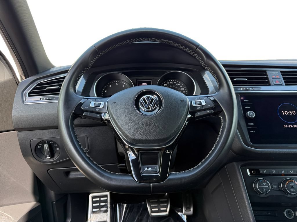 Used 2021 Volkswagen Tiguan SE R-Line FWD image 12