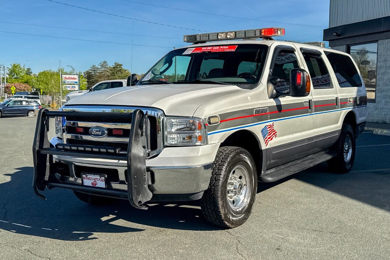 Used 2005 Ford Excursion XLT AWD/4WD image 8