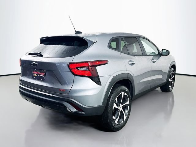 New 2026 Chevrolet Trax RS w/ Driver Confidence Package image 5