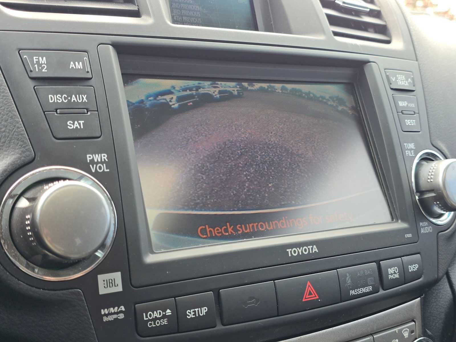 Used 2012 Toyota Highlander SE w/ Tow Pkg AWD/4WD image 32