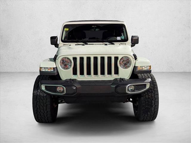 Used 2018 Jeep Wrangler Unlimited Sahara image 2