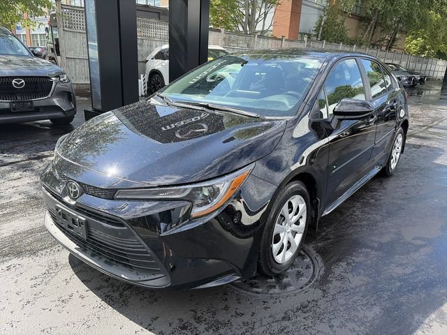 Used 2025 Toyota Corolla LE