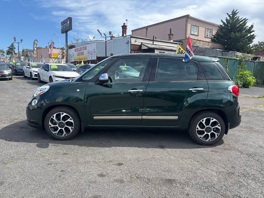 Used 2014 FIAT 500L Lounge FWD image 3