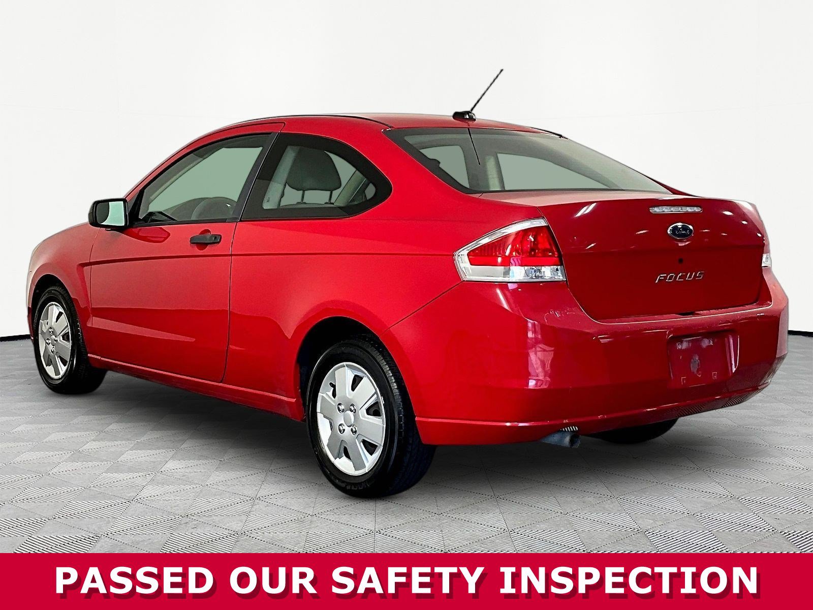 Used 2008 Ford Focus S FWD image 4