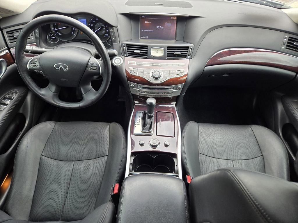 Used 2017 INFINITI Q70 L 3.7 image 35