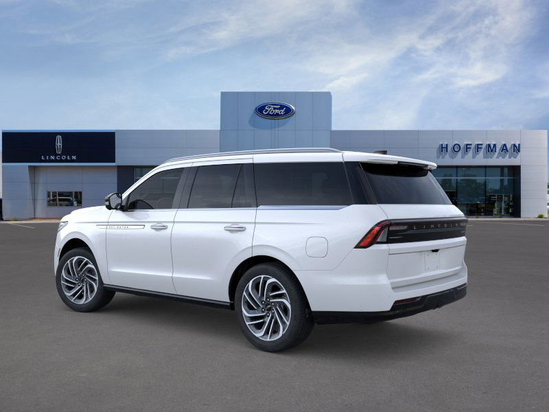New 2025 Lincoln Navigator Reserve image 4