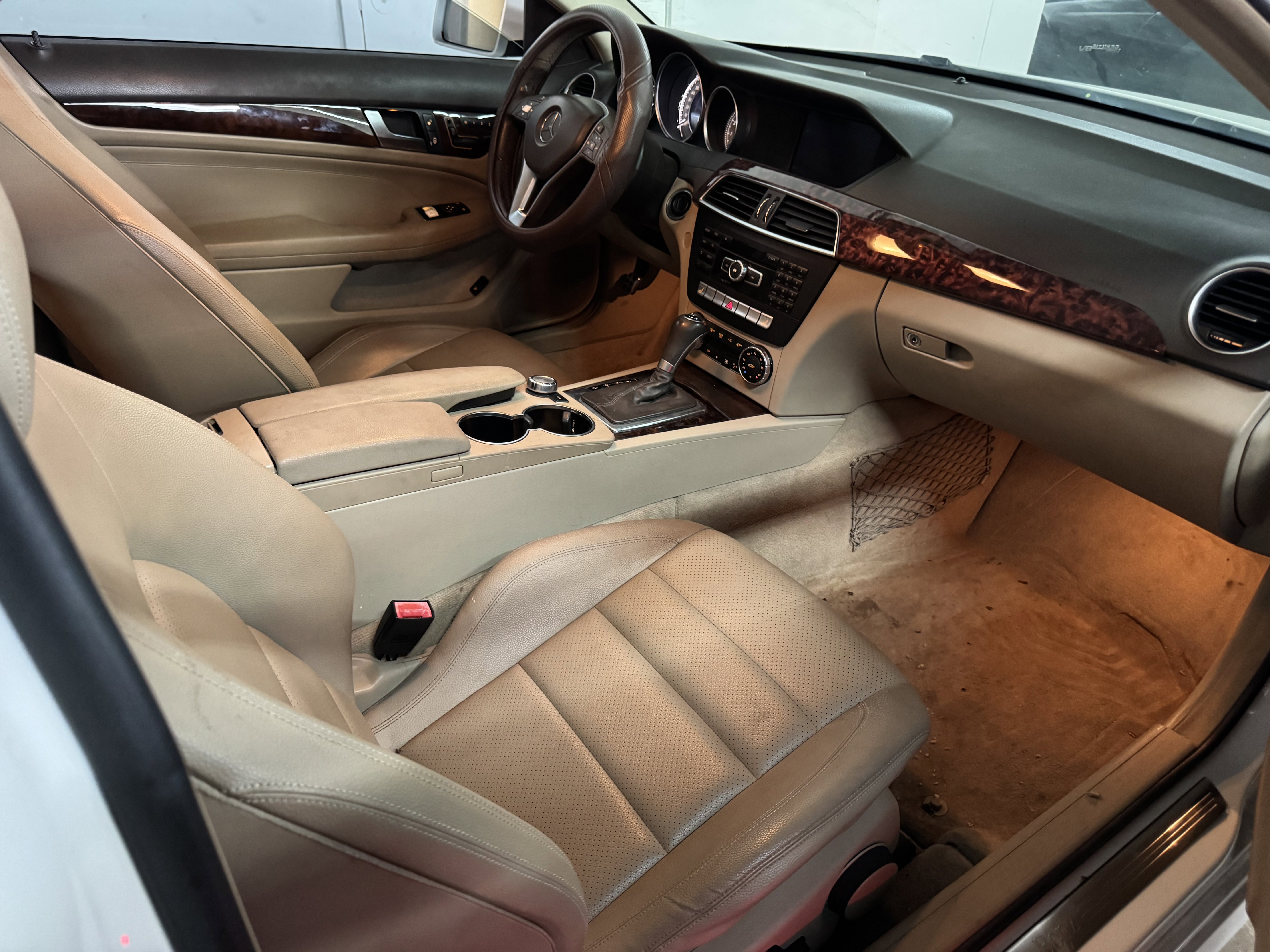 Used 2015 Mercedes-Benz C 250 Coupe image 14