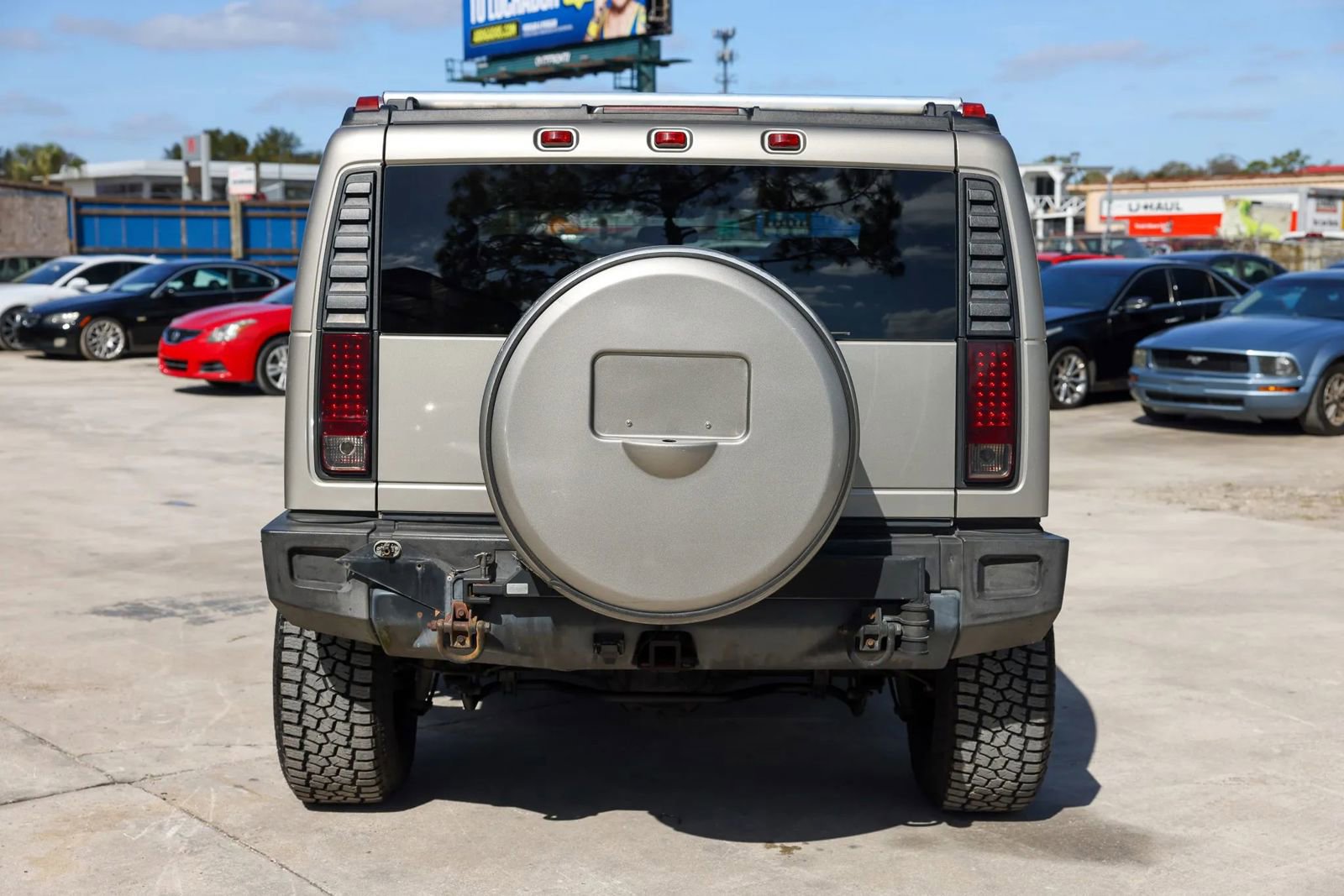 Used 2003 HUMMER H2 w/ Preferred Equipment Group image 5