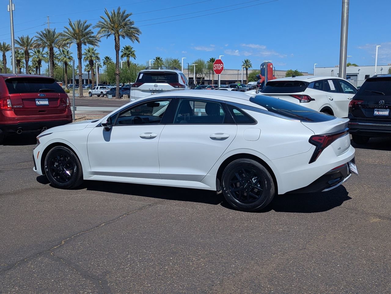 Used 2025 Kia K5 LXS FWD image 4
