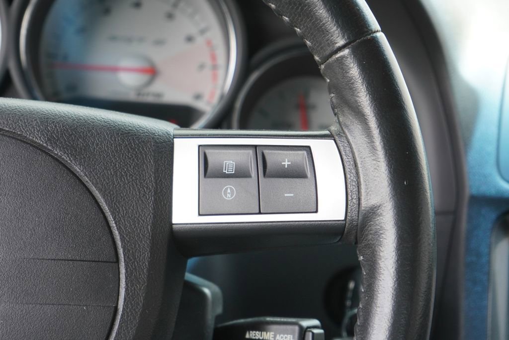 Used 2009 Dodge Challenger SRT8 RWD image 13