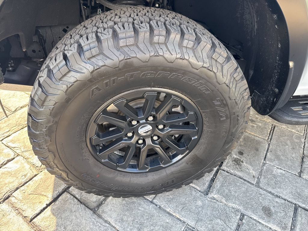 Used 2025 Ford F150 Raptor AWD/4WD image 5