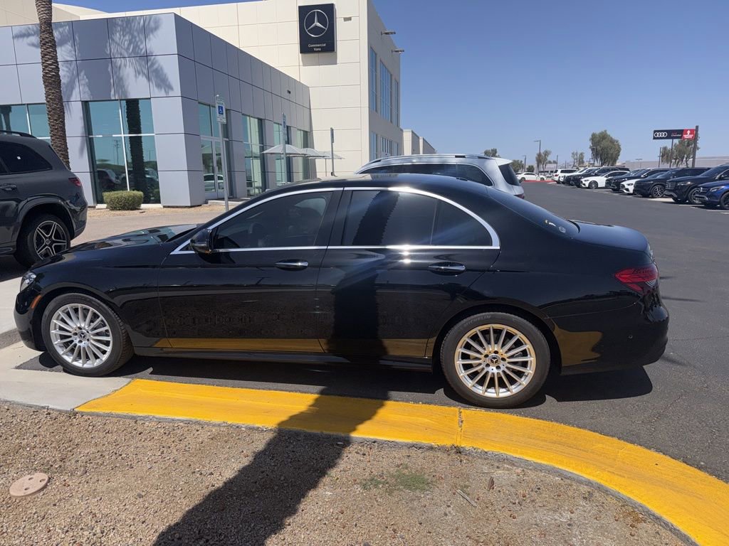 Used 2022 Mercedes-Benz E 350 Sedan image 5