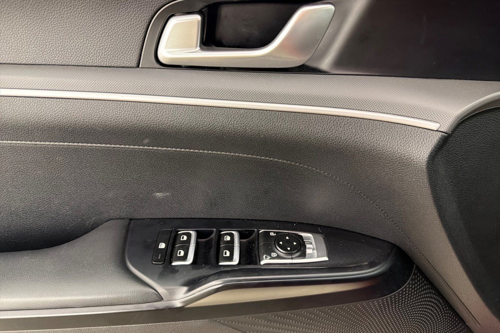 Used 2021 Kia K5 LXS FWD image 10