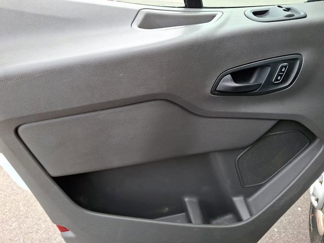 Used 2023 Ford Transit 250 Medium Roof AWD image 18