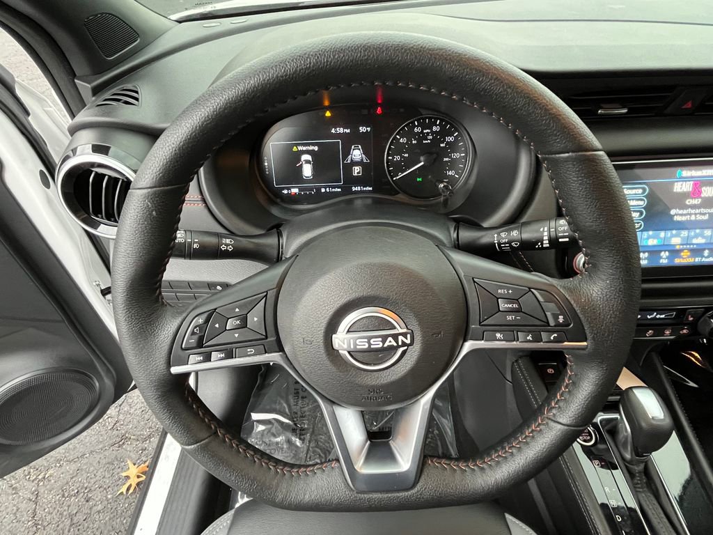 Used 2024 Nissan Kicks SR w/ SR Premium Package image 12