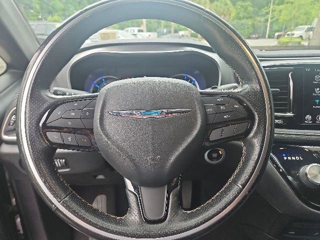 Used 2019 Chrysler Pacifica Limited w/ S Appearance Package FWD image 11