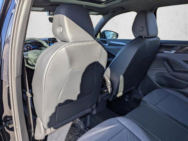 New 2026 Volkswagen Tiguan SE R-Line image 24