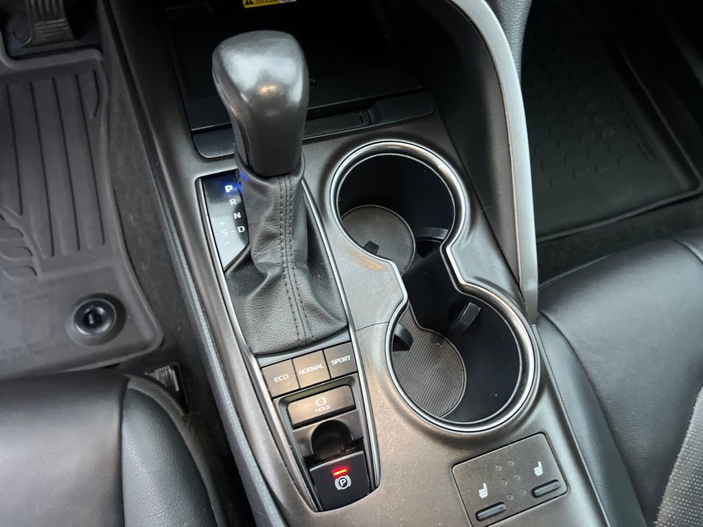 Used 2024 Toyota Camry XSE FWD image 17
