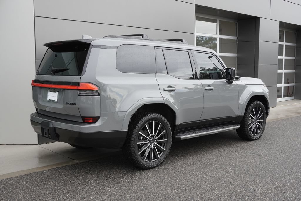 Used 2024 Lexus GX 550 w/ Accessory Package (Z1) AWD/4WD image 4