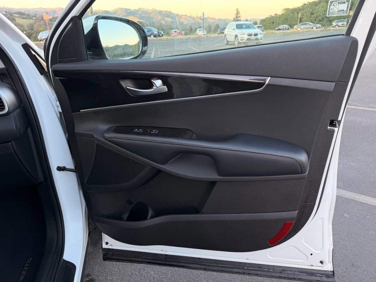 Used 2018 Kia Sorento FWD V6 image 20