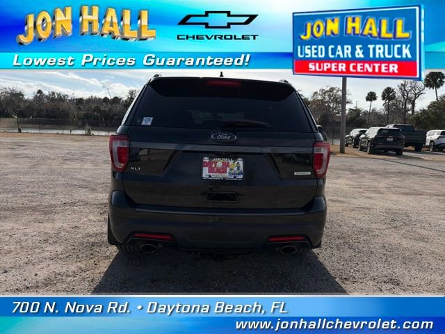 Used 2018 Ford Explorer XLT w/ Equipment Group 202A image 11