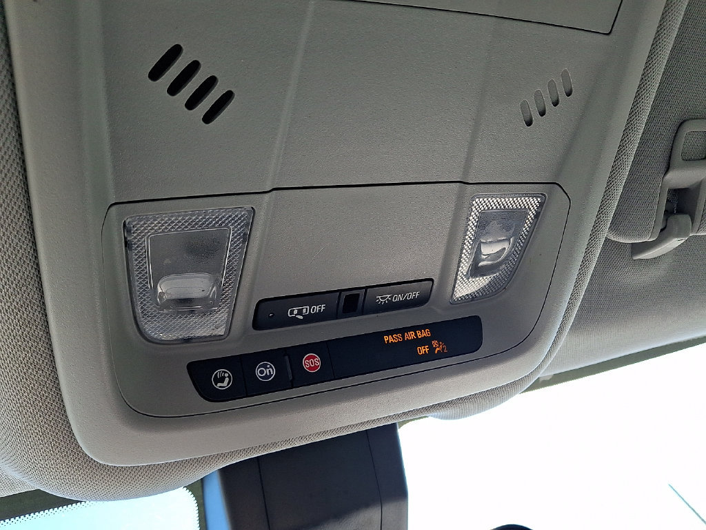 Used 2021 Chevrolet Equinox LS w/ LS Convenience Package FWD image 24