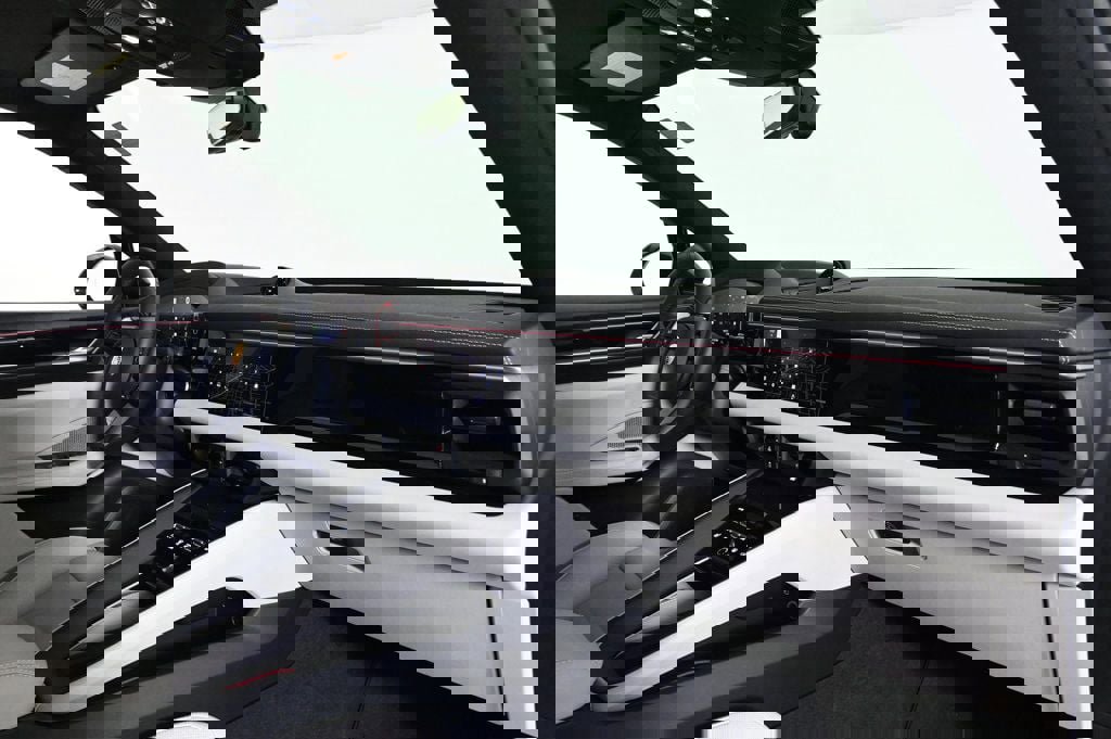 Certified 2025 Porsche Macan 4S Electric image 17