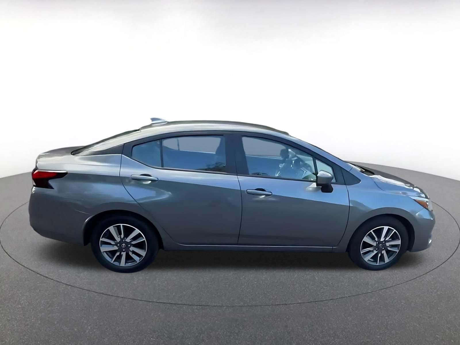 Used 2025 Nissan Versa SV image 16