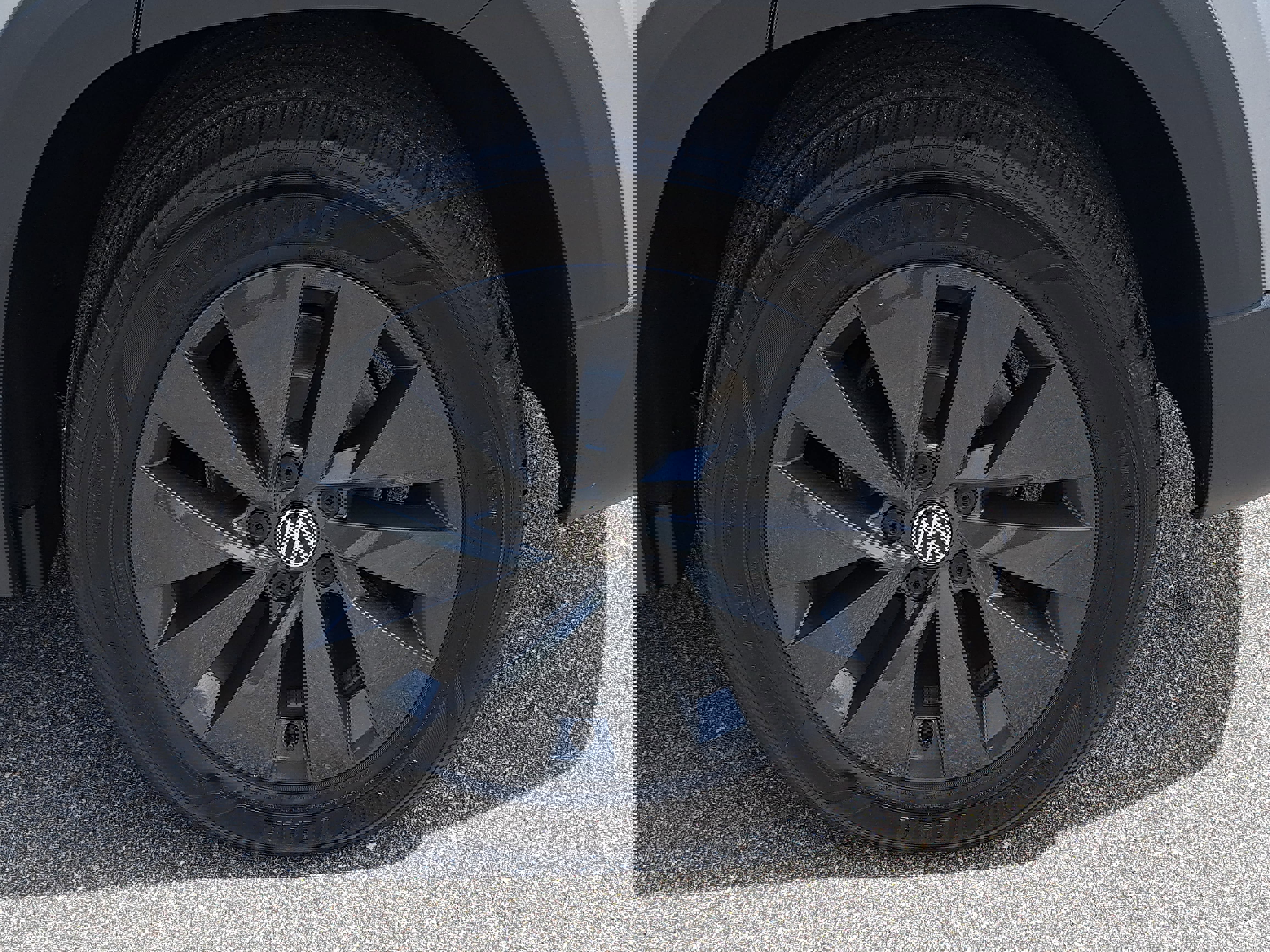 Certified 2024 Volkswagen Taos S FWD image 30