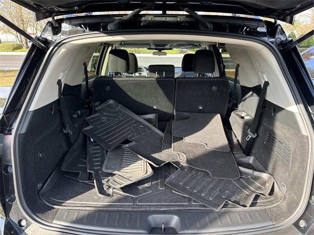 Used 2022 Nissan Pathfinder SV image 8