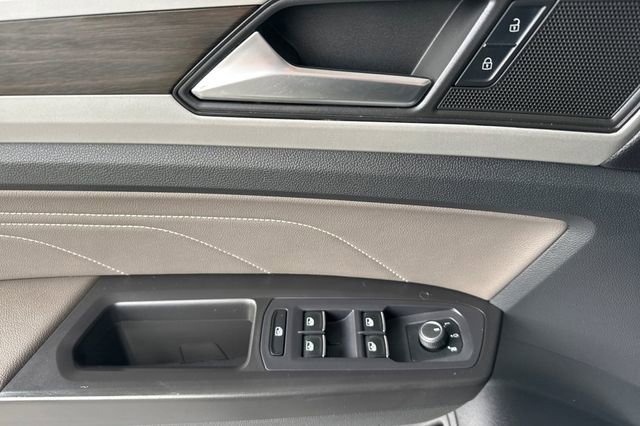 Used 2022 Volkswagen Atlas SE image 11