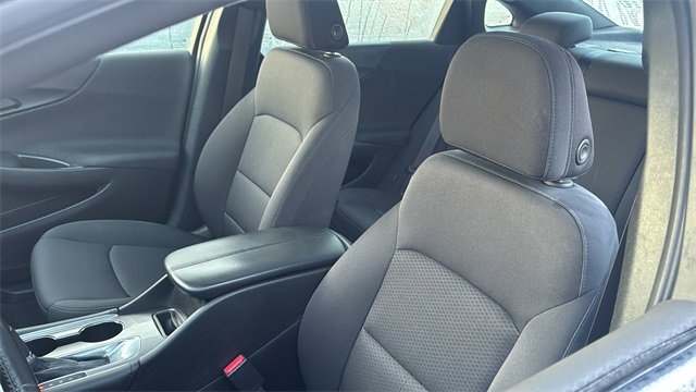 Used 2018 Chevrolet Malibu LT image 25