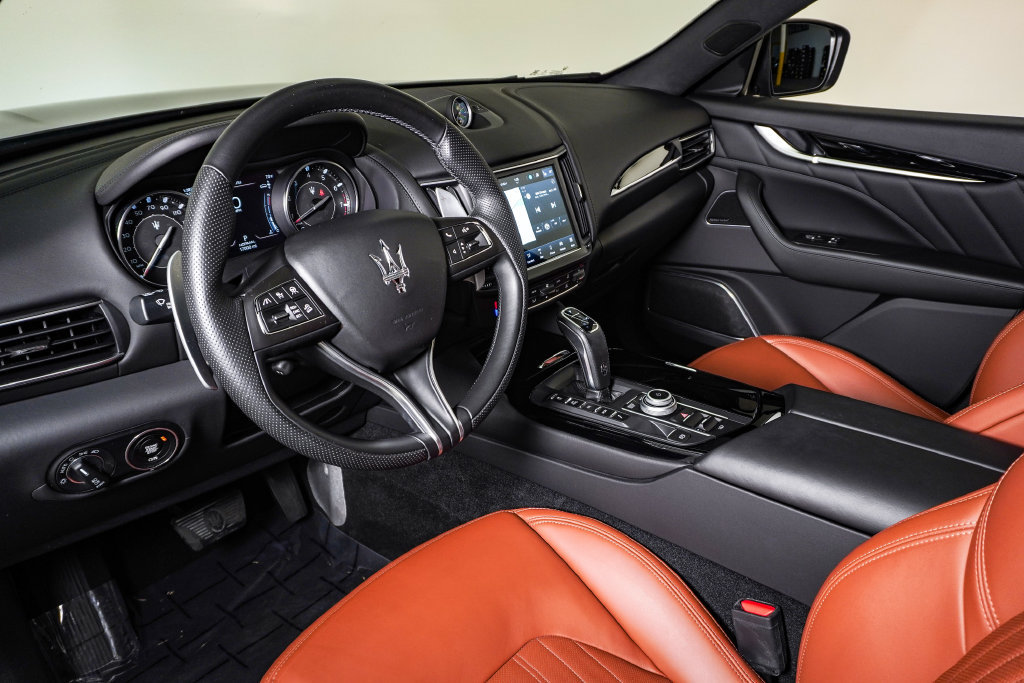 Certified 2023 Maserati Levante Modena AWD/4WD image 17