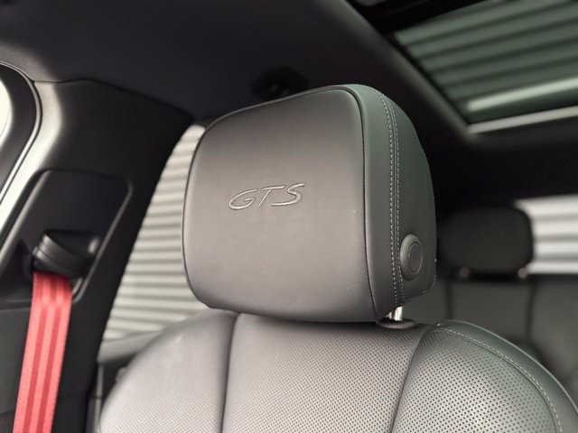 Certified 2023 Porsche Macan GTS AWD/4WD image 33