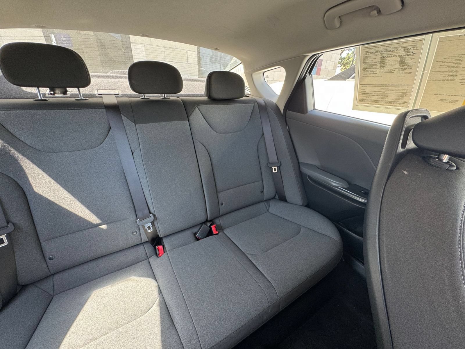 Used 2025 Kia K4 FWD image 36