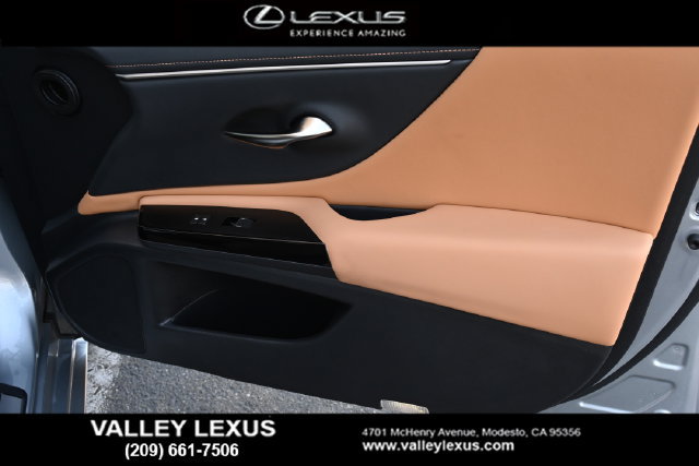 Certified 2025 Lexus ES 300h w/ Premium Package FWD image 19