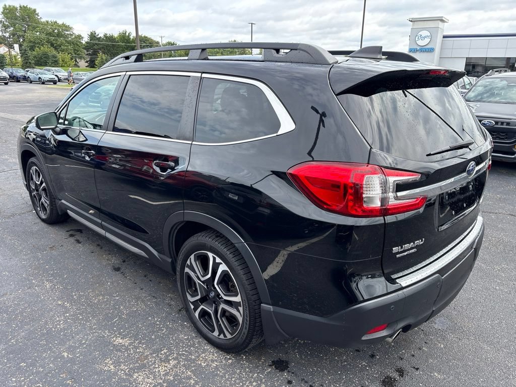 Used 2023 Subaru Ascent Limited w/ Technology Package AWD/4WD image 4