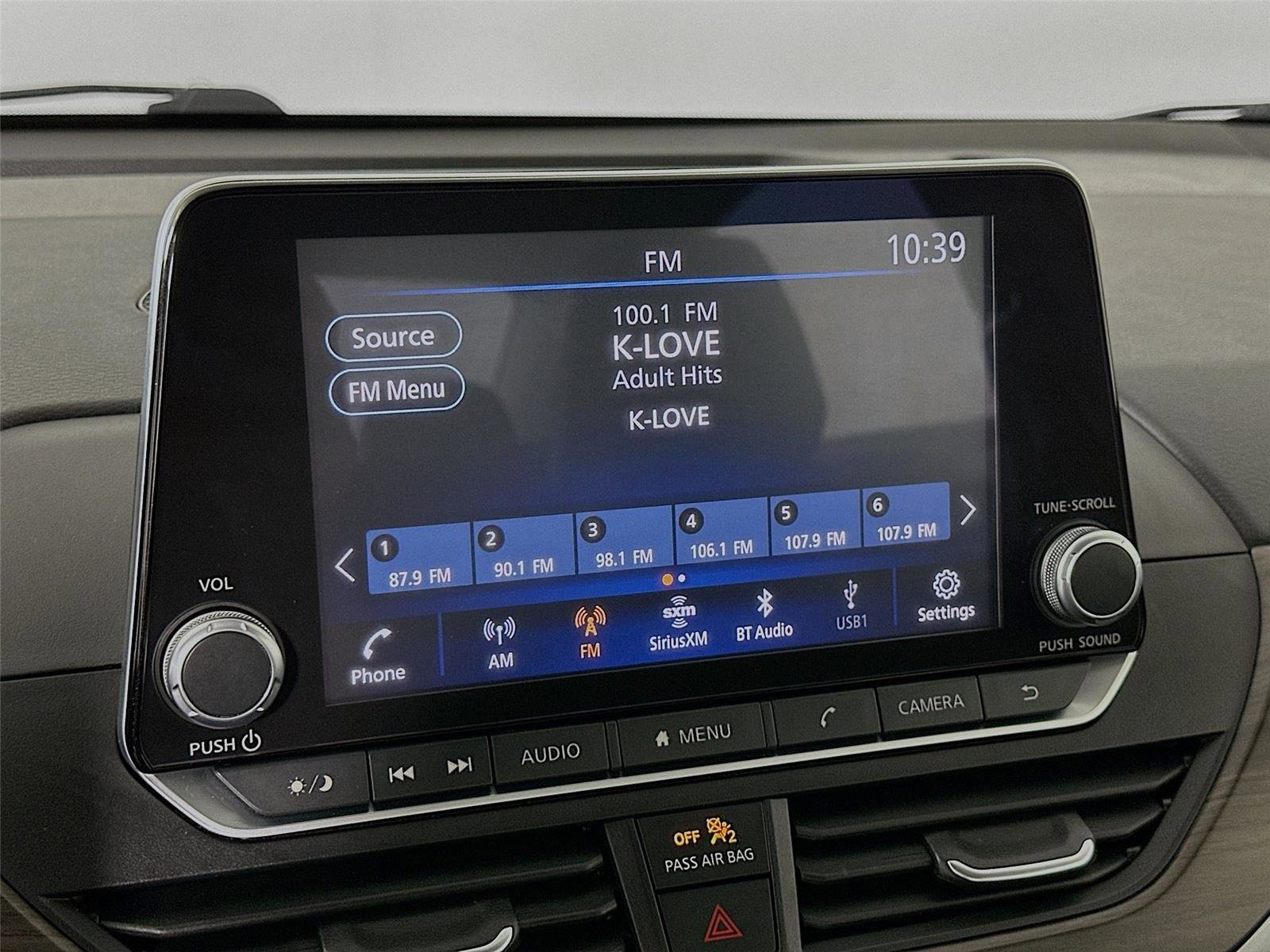 Used 2024 Nissan Altima 2.5 SV FWD image 7