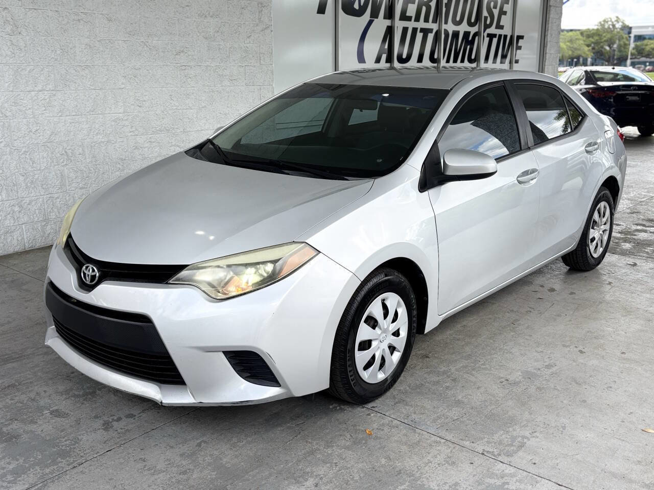 Used 2015 Toyota Corolla L image 31