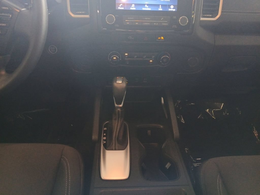 Used 2024 Nissan Frontier SV w/ Technology Package RWD image 11