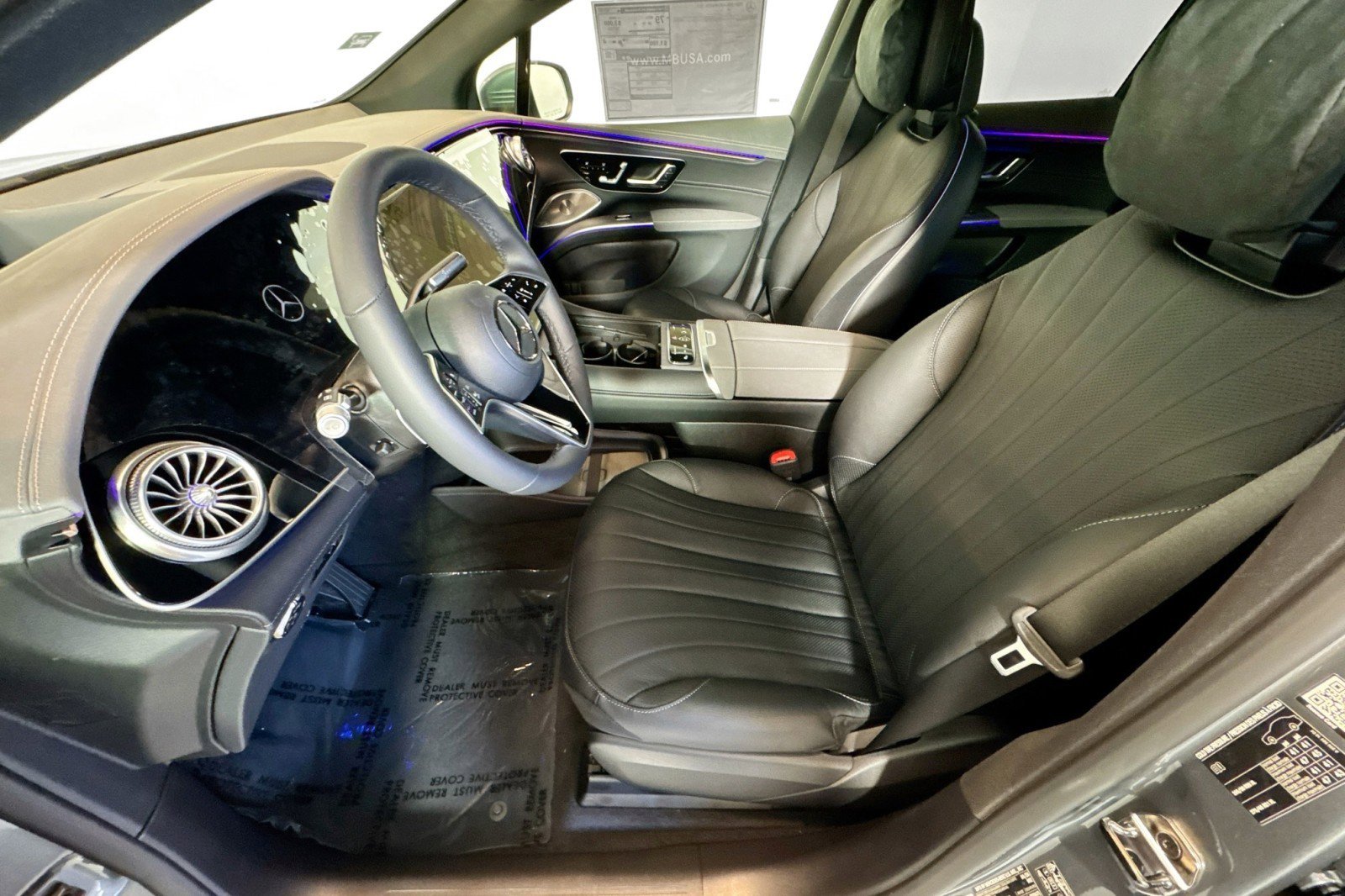 New 2026 Mercedes-Benz EQS 400 4MATIC SUV image 18