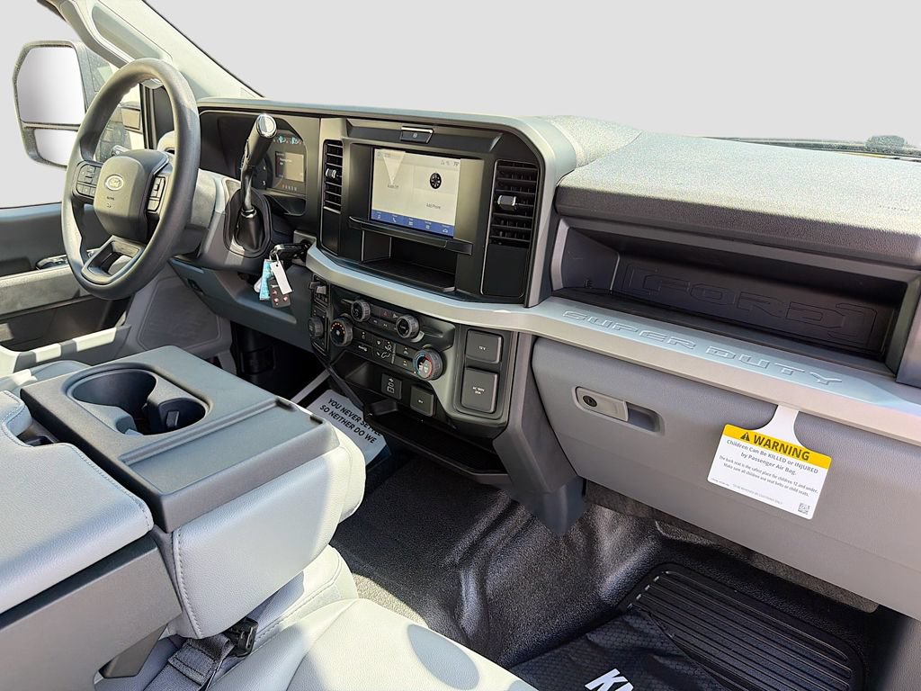 New 2026 Ford F550 4x4 Crew Cab Super Duty image 18