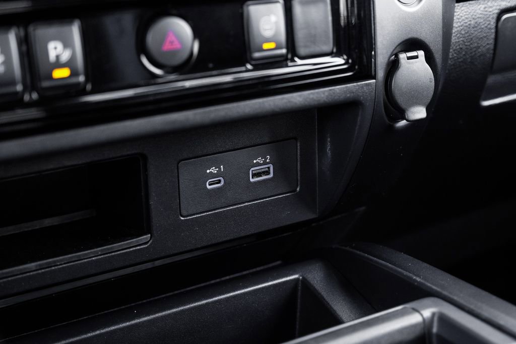 Used 2023 Nissan Titan PRO-4X w/ Off Road Protection Package image 25