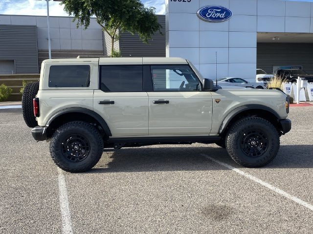New 2026 Ford Bronco Badlands AWD/4WD image 7