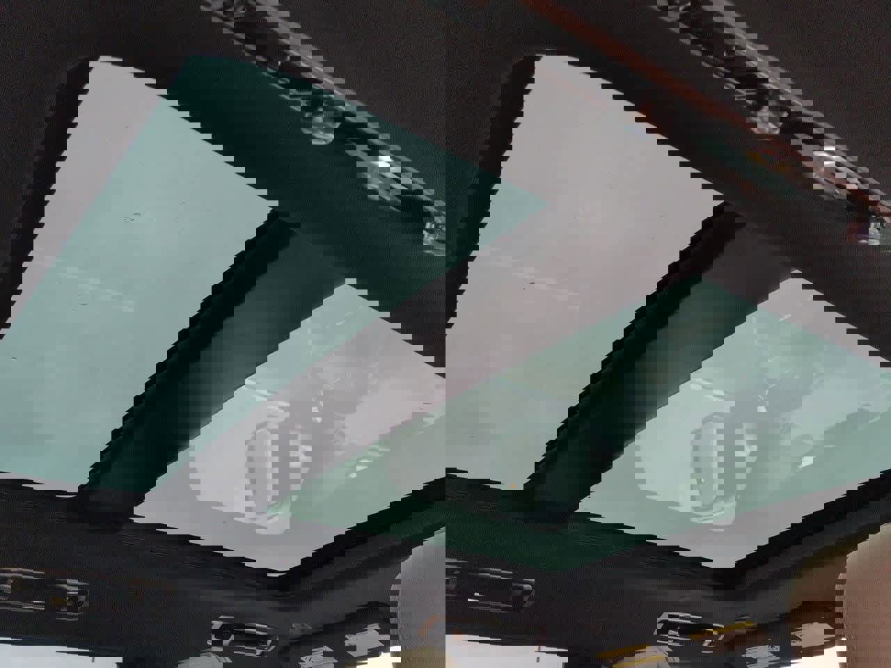 New 2026 Land Rover Range Rover Long Wheelbase SE image 19