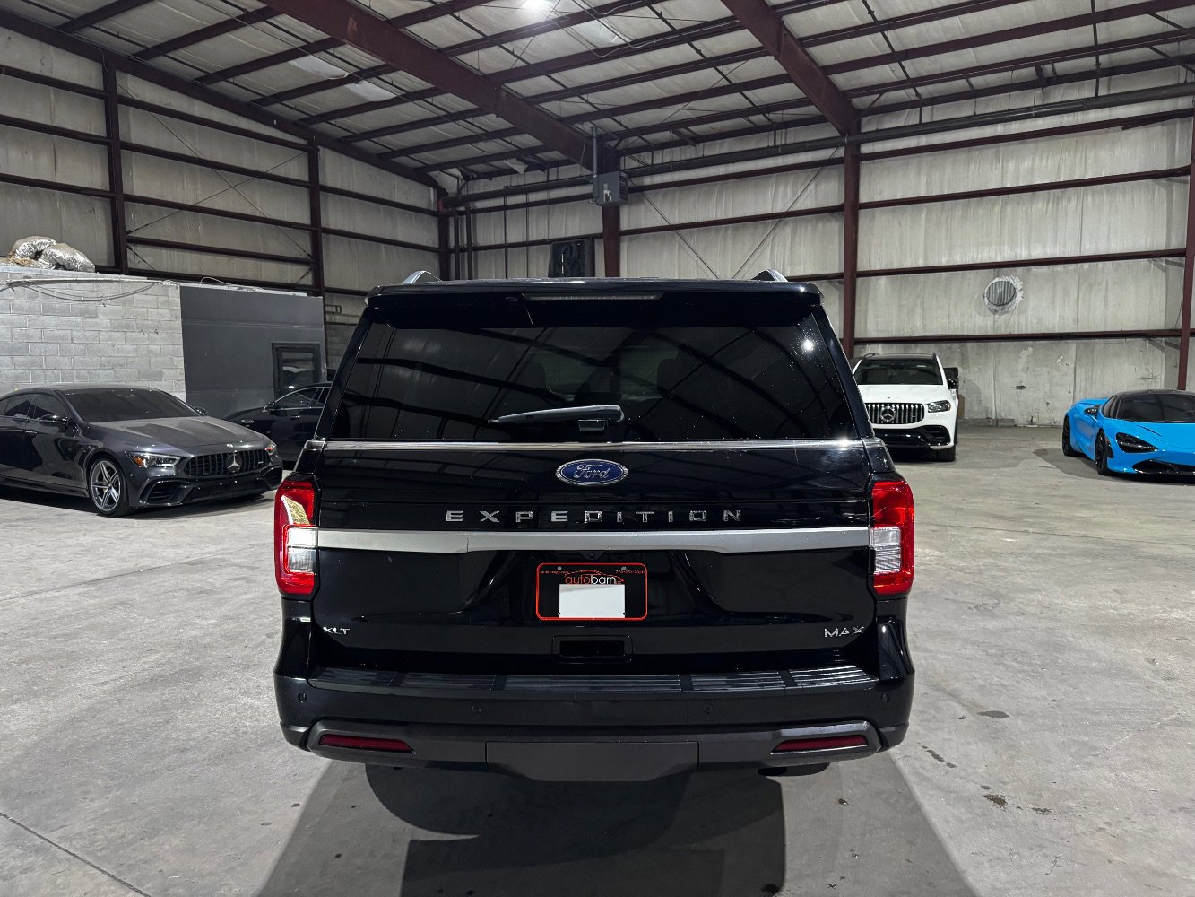 Used 2022 Ford Expedition Max XLT image 6