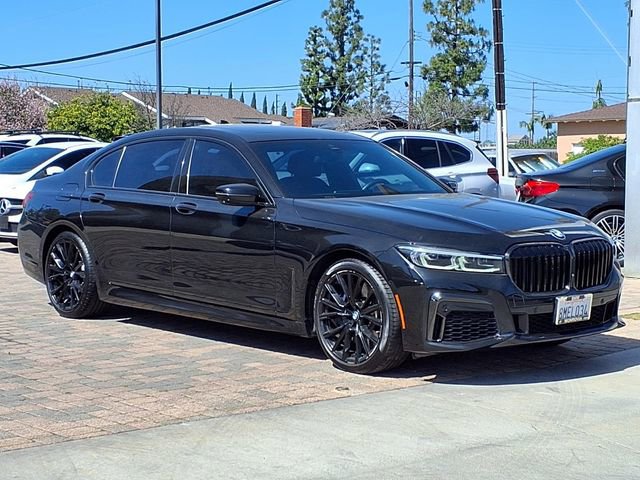 Used 2020 BMW 740i w/ M Sport Package image 7