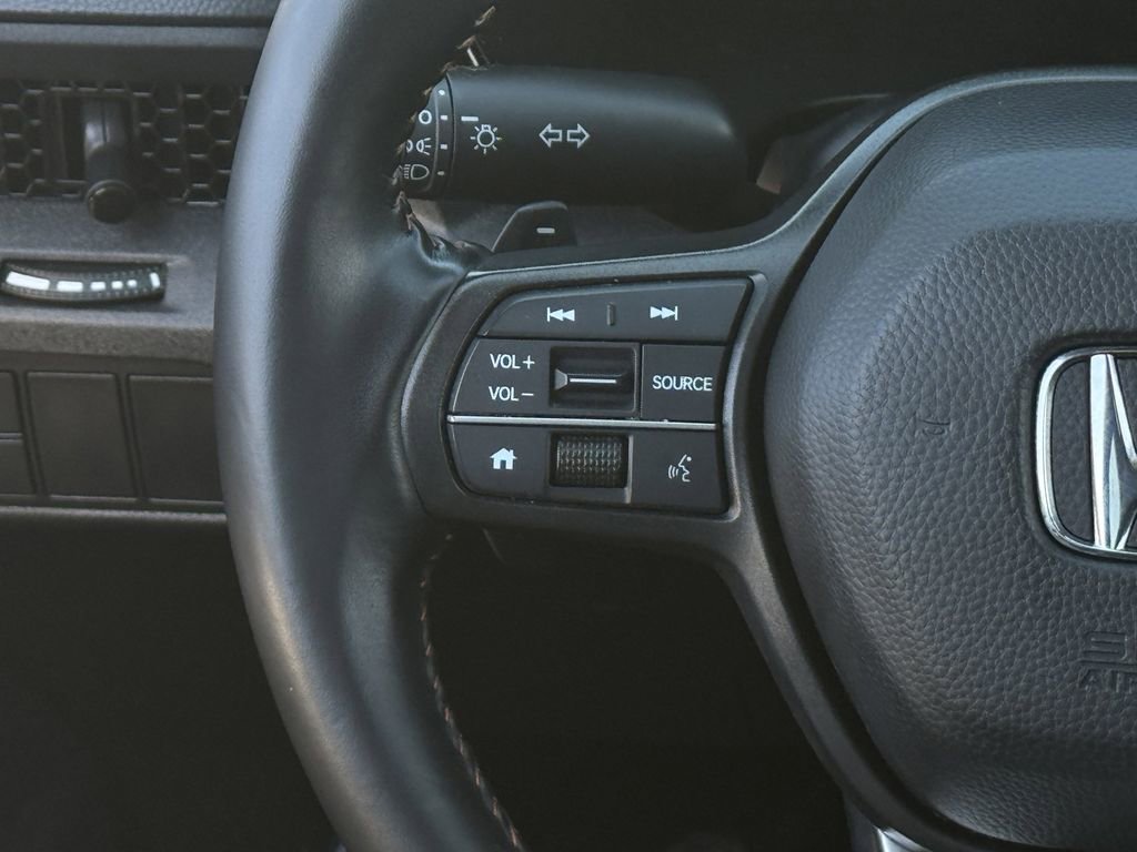 Used 2025 Honda CR-V Sport image 15